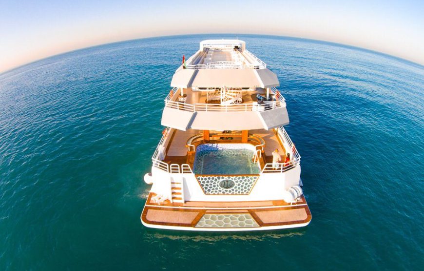 Dubai New Year’s Eve 2025 @ Desert Rose Mega Yacht Cruise, Dubai Marina